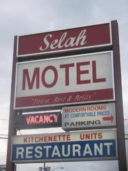 Selah Motel Kenora Bagian luar foto