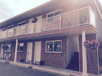 Selah Motel Kenora Bagian luar foto