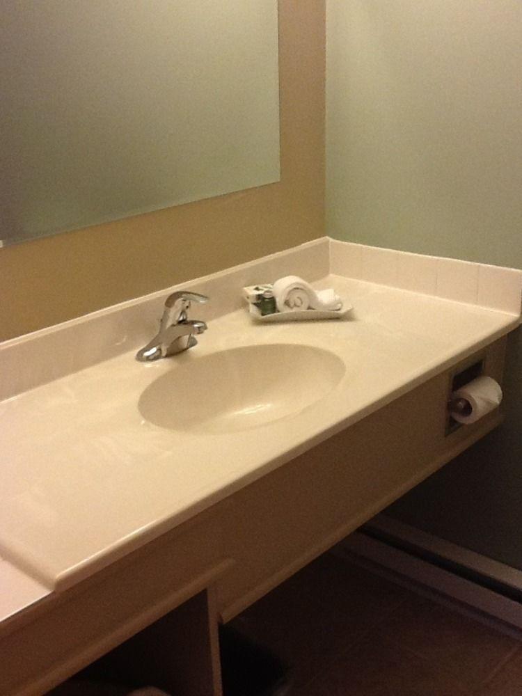 Selah Motel Kenora Bagian luar foto